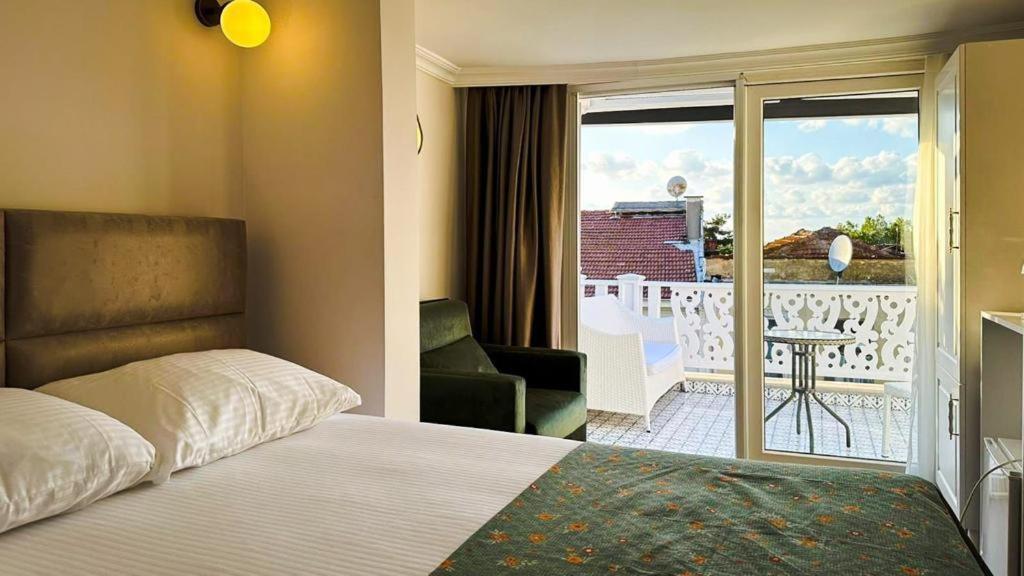 Hi Hotel Ivy Bueyuekada Adalar Extérieur photo